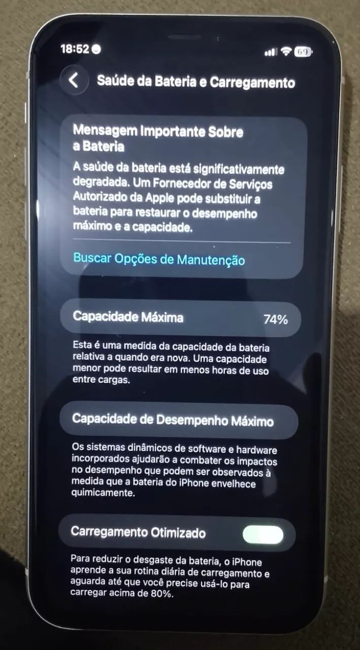 Vendo iPhone 11 64gb branco sem detalhes  - Foto 5
