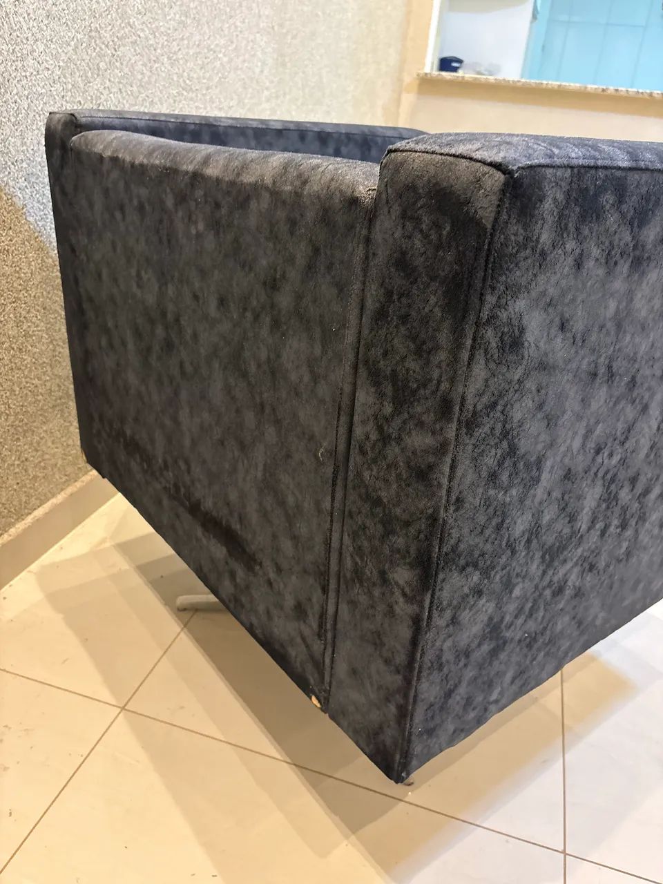 Poltrona Giratória Preta em Suede - Nova / Impecável - Foto 2