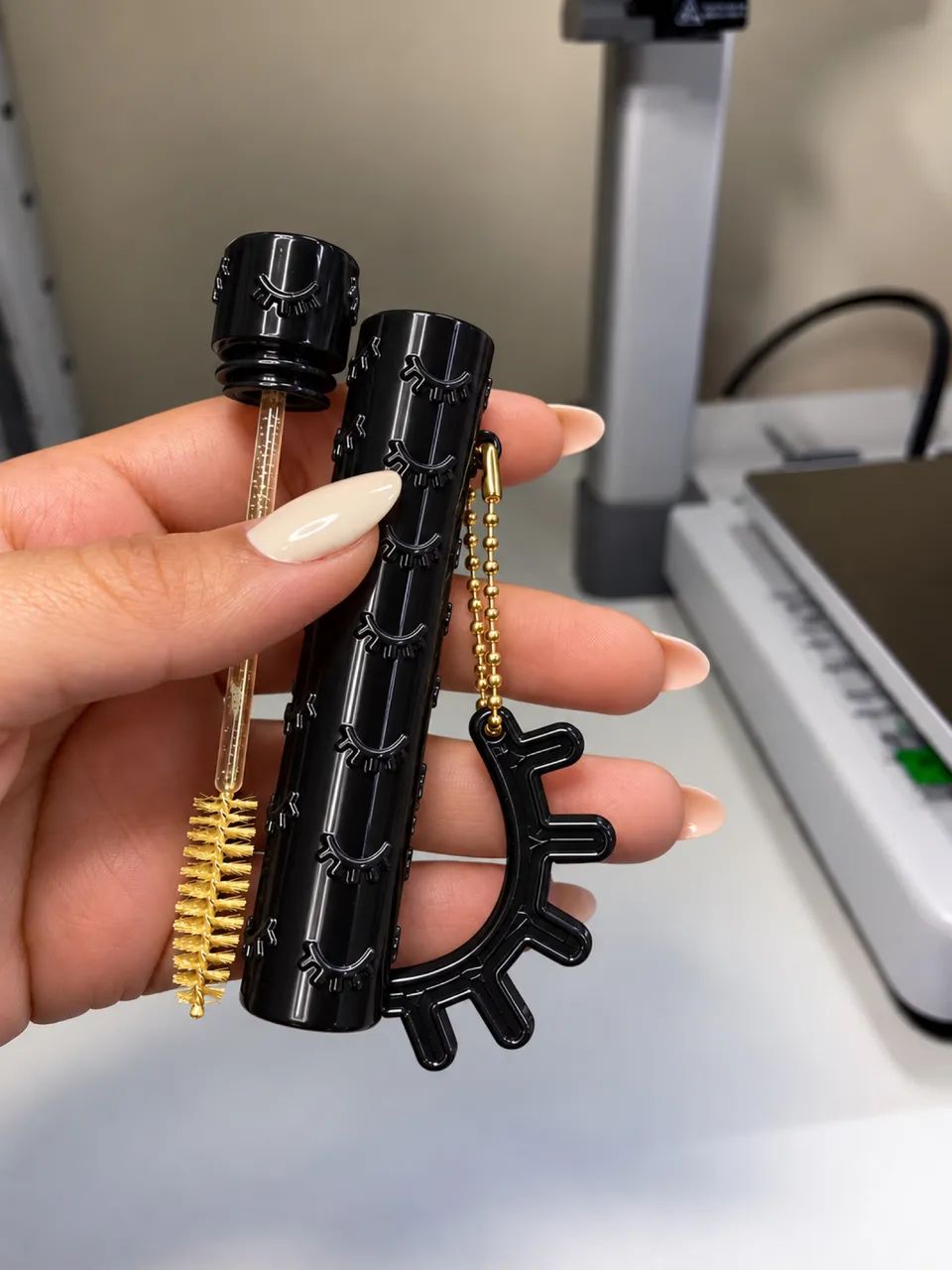 Porta escovinhas de cílios em 3D impressão  - Foto 3