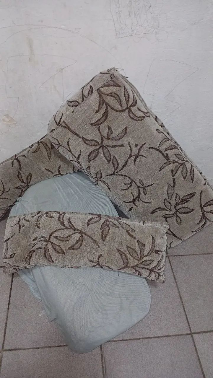  Vendo sofá para reformar  - Foto 2
