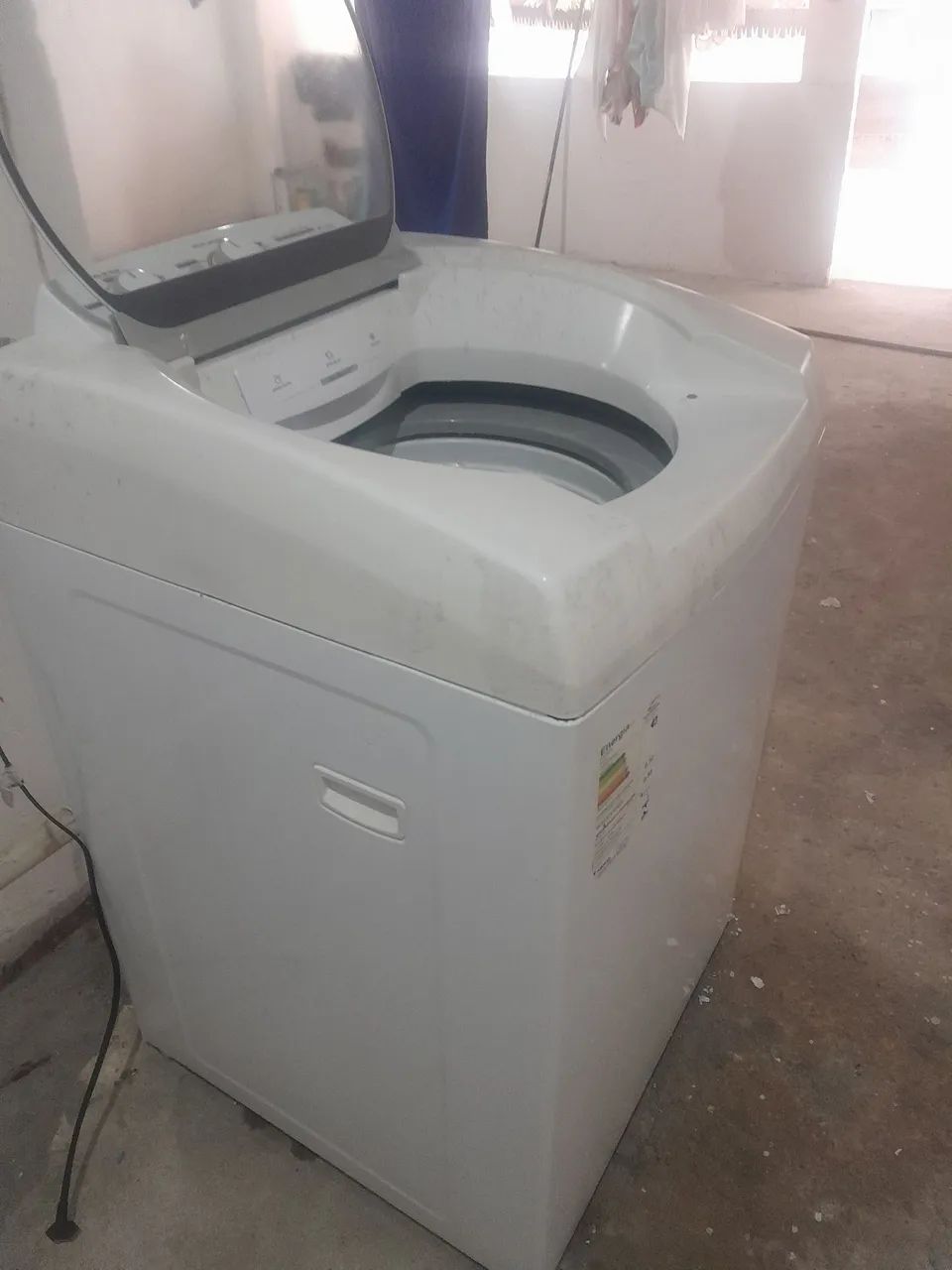  MAQUINA DE LAVAR BRASTEMP 11KG . DESCE UM POUCO DE AGUA POR BAIXO MAS FUNCIONA NORMAL.  - Foto 2