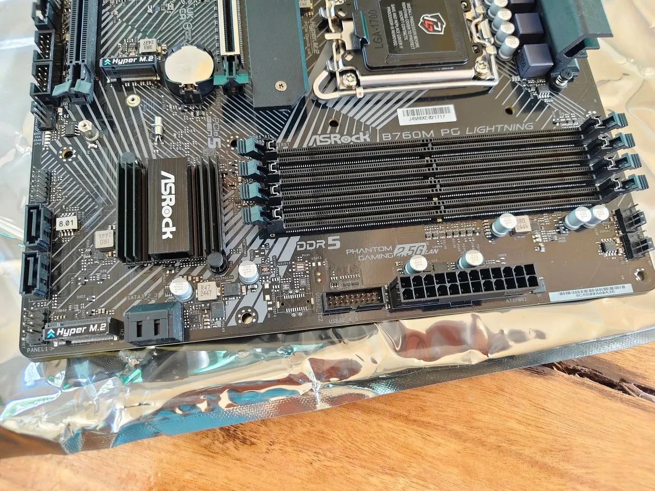 Kit Placa-mãe ASRock B760M + Processador Intel i5 14400f  - Foto 2