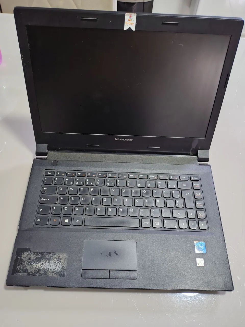 Notebook Lenovo avariado 