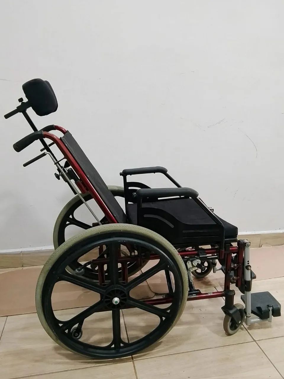 Cadeira de rodas  - Foto 3