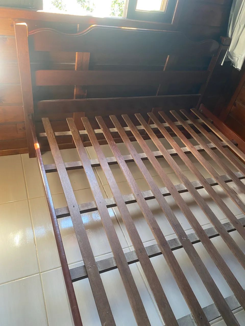 Cama casal madeira 
