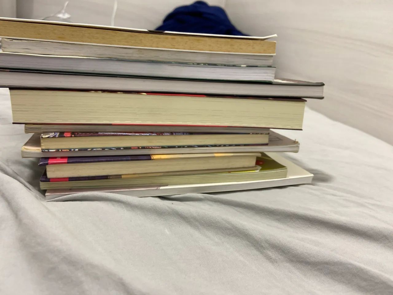 Kit de 13 livros de diversos gêneros literários   - Foto 4