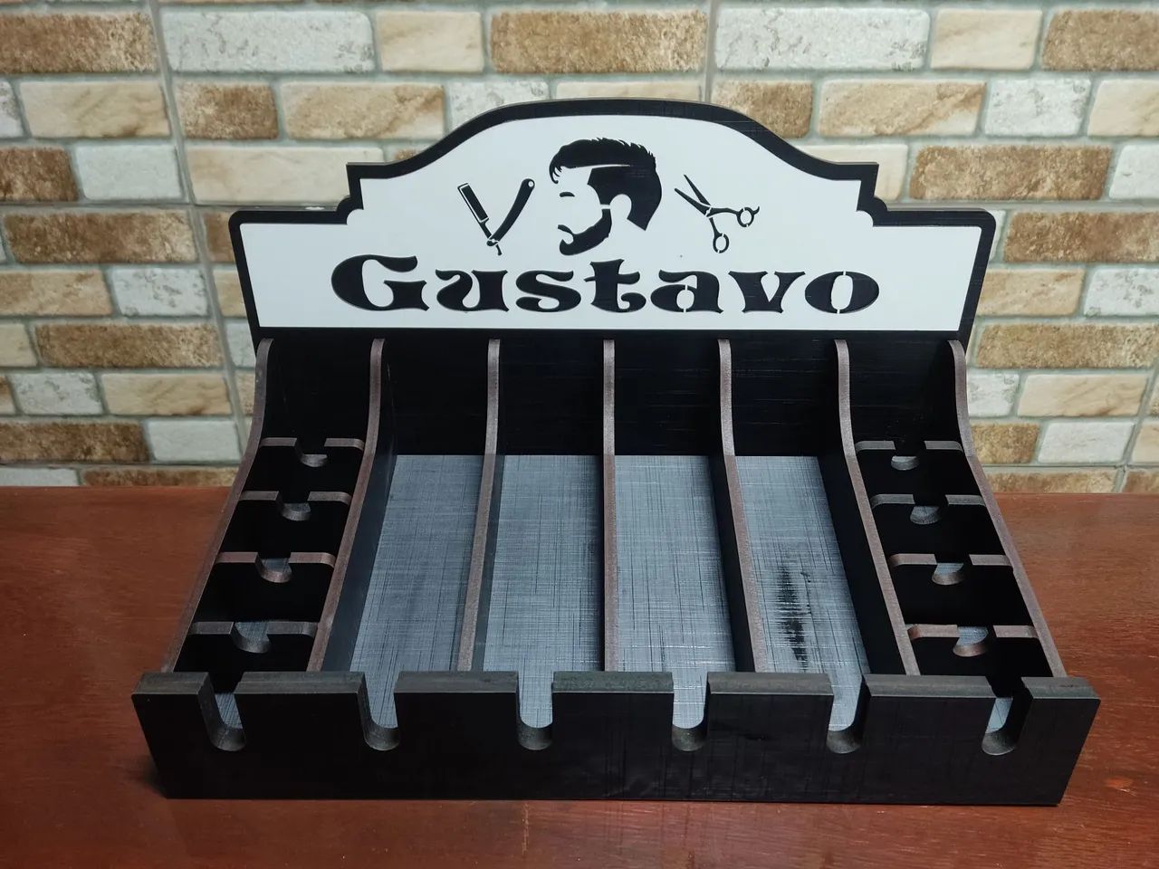 Suporte de máquinas barbearia - Foto 2