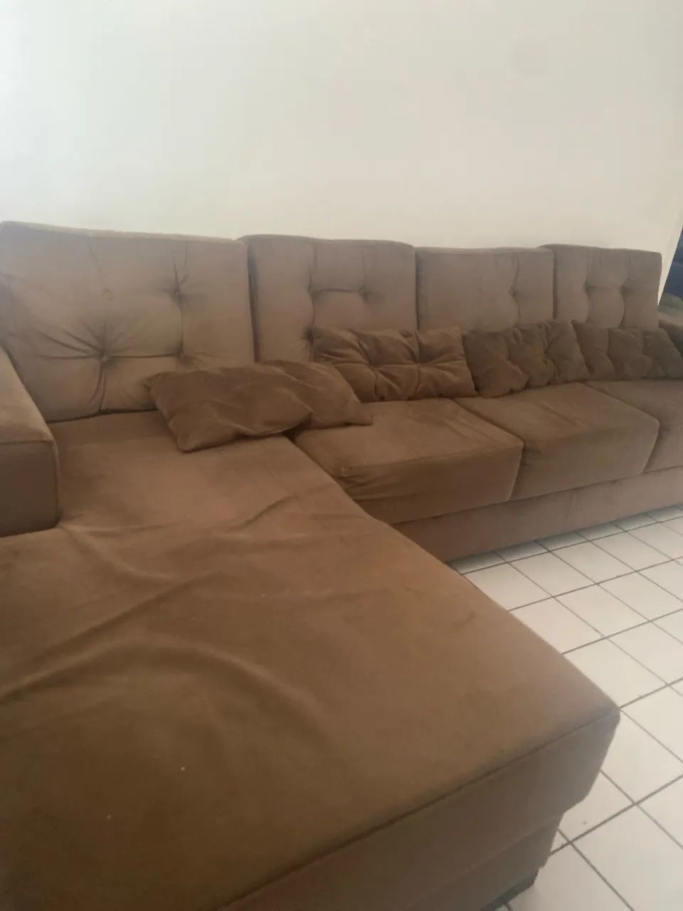 SOFÁ 4 LUGARES COM CHAISE 3,20 METROS - Foto 2