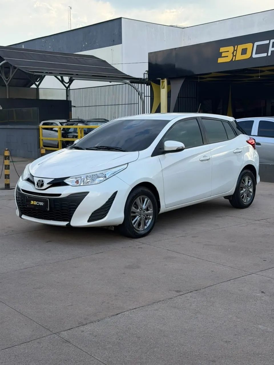 Toyota Yaris XL 1.5 FLEX 16V 5P AUT. 2021
