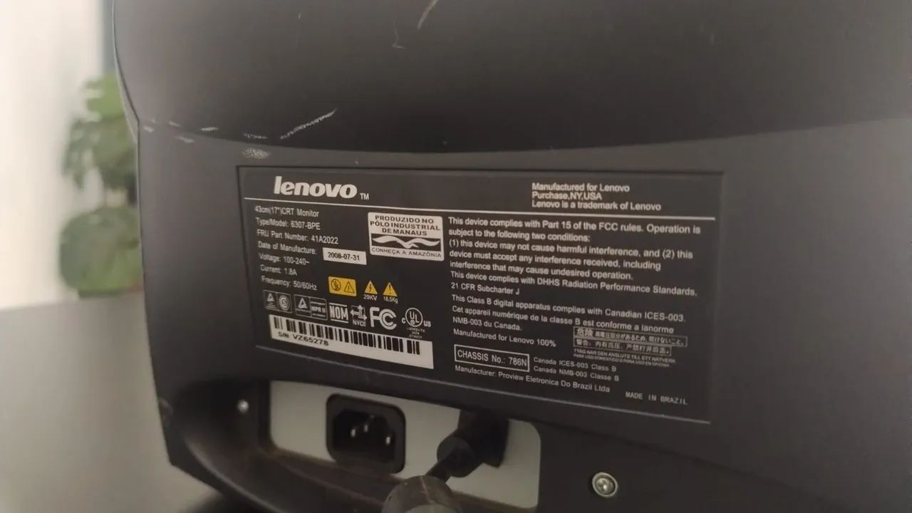 Monitor CRT Lenovo 17"/ Modelo 6307 - Foto 2