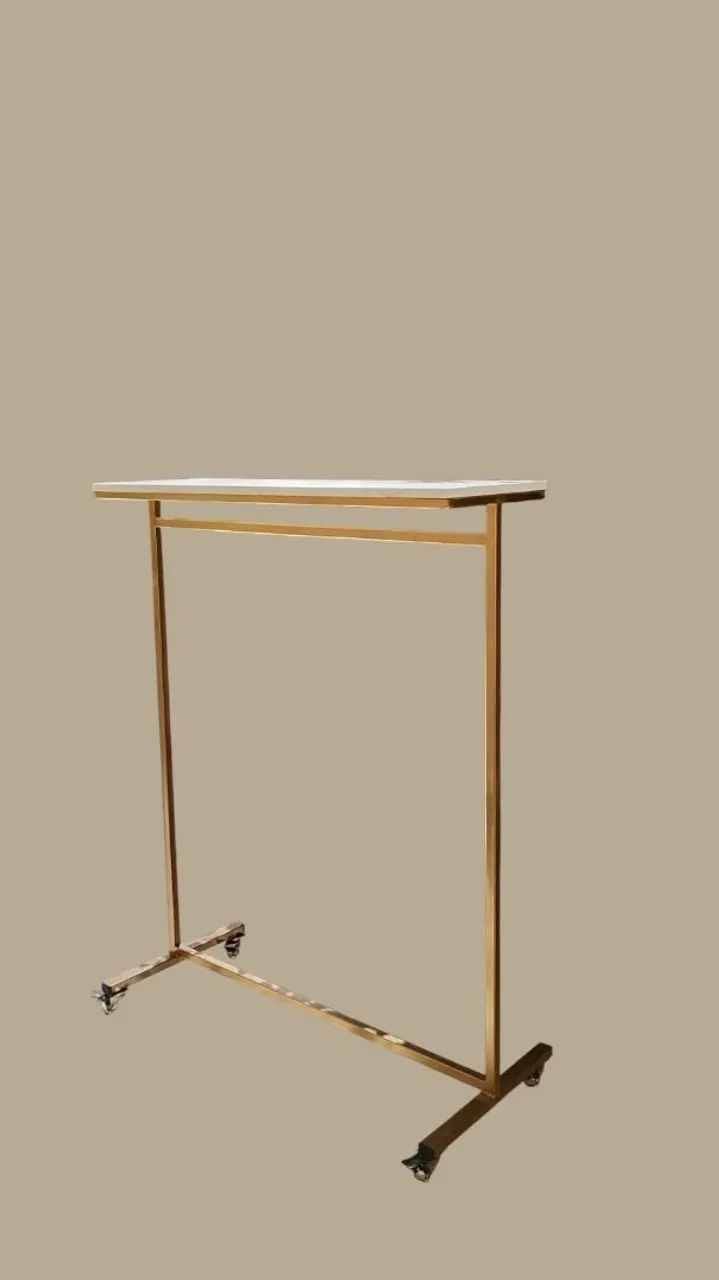 Balcão expositor para lojistas 