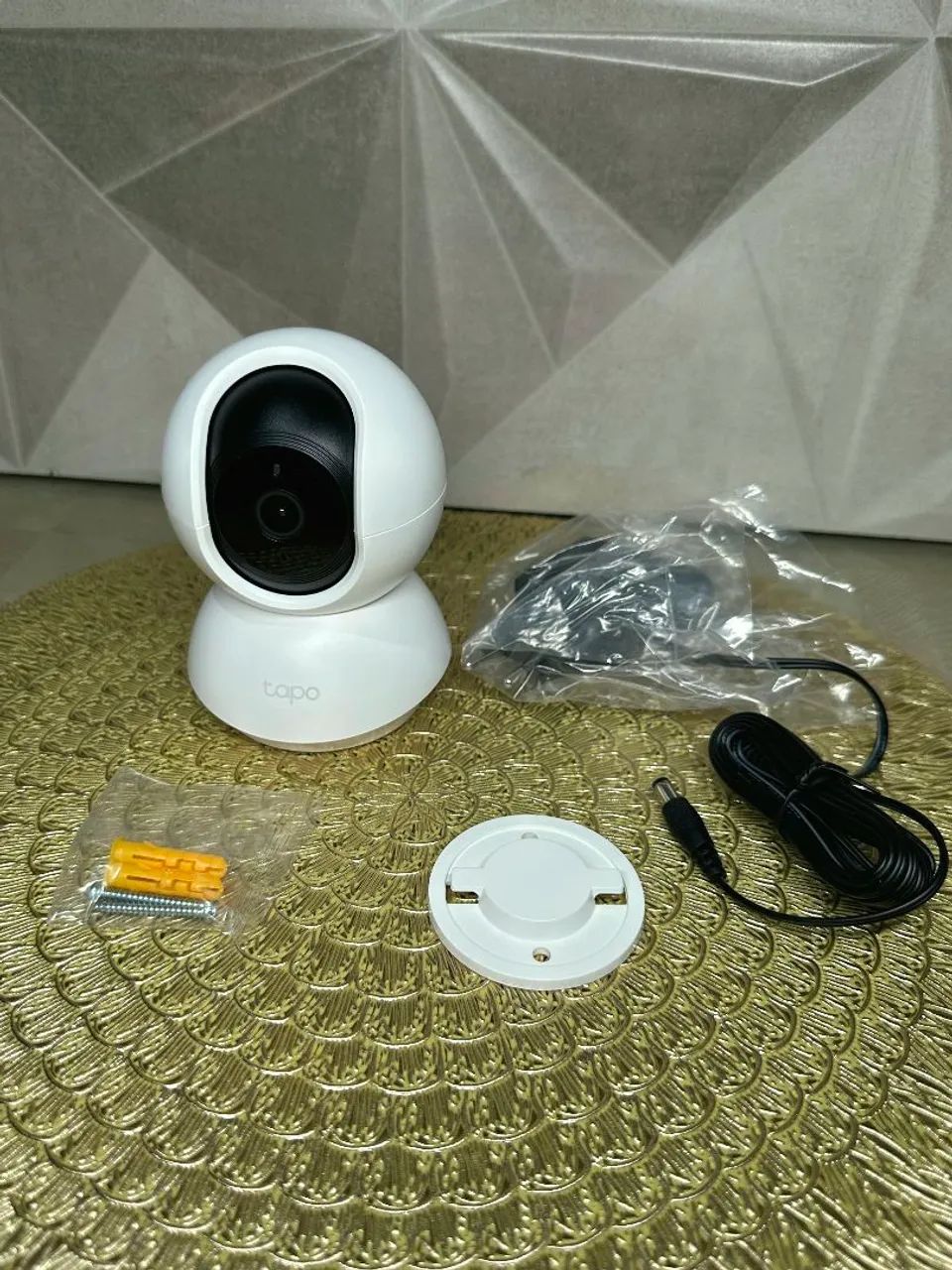 Câmera de Segurança Wi-Fi TP-Link Tapo TC70 - Foto 4