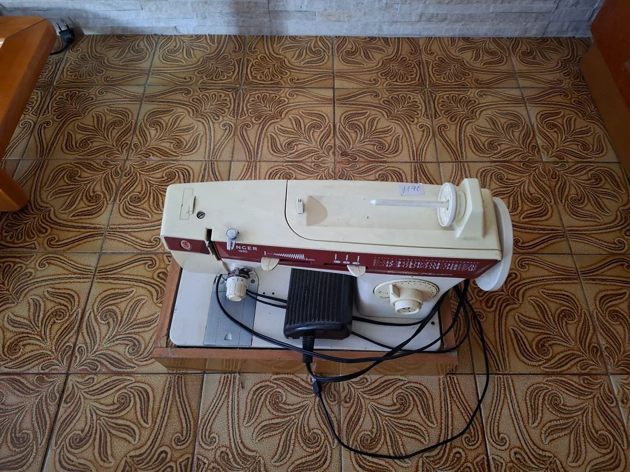 MAQUINA DE COSTURA  - Foto 2
