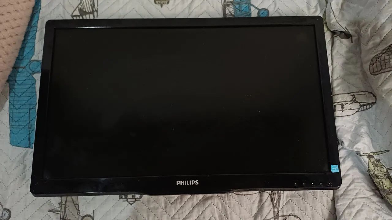 Philips 226V4L ? Full HD