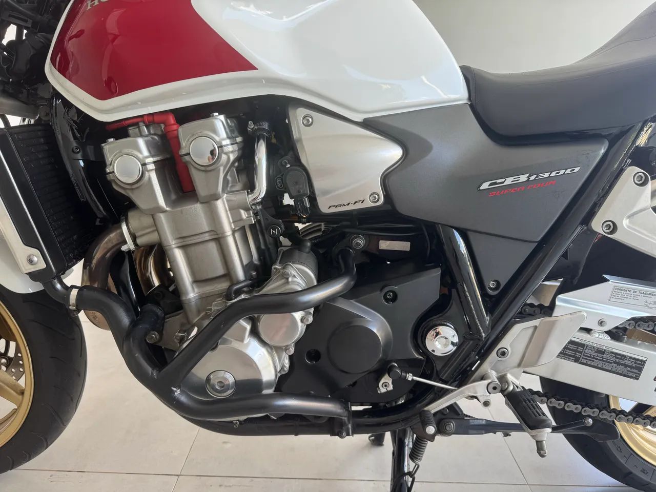 Cb1300 - Foto 5