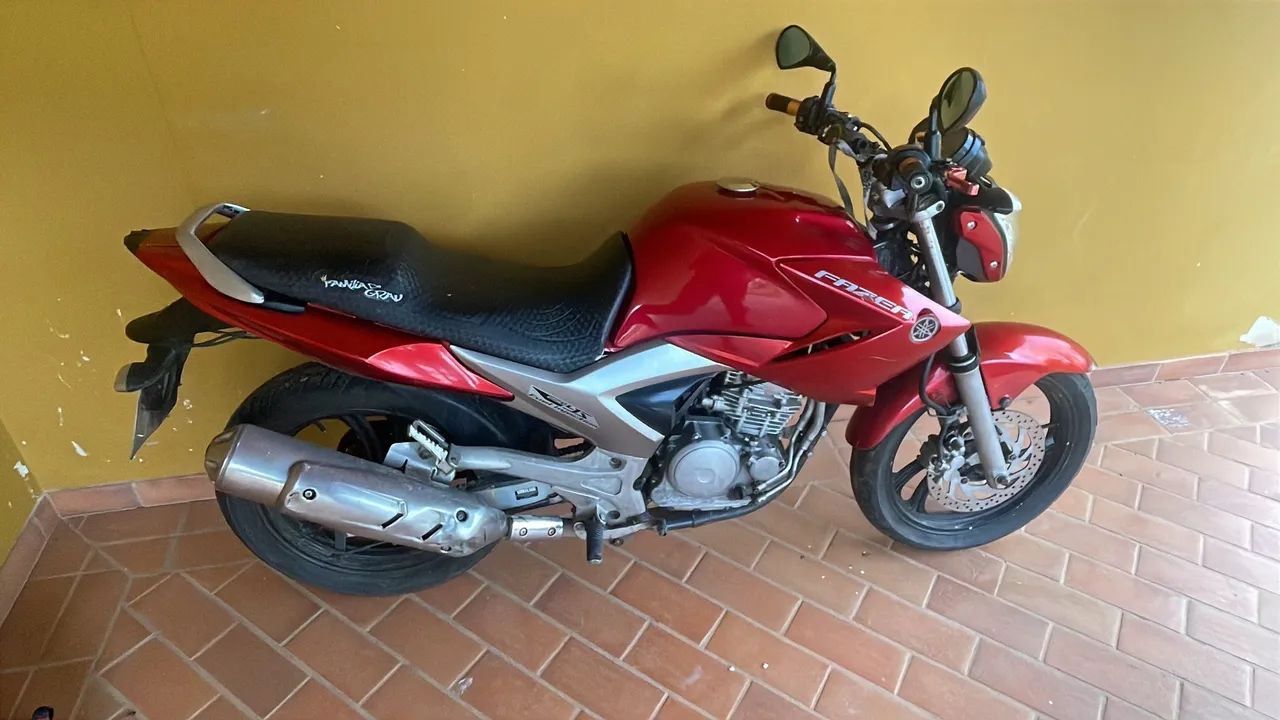 Fazer 250