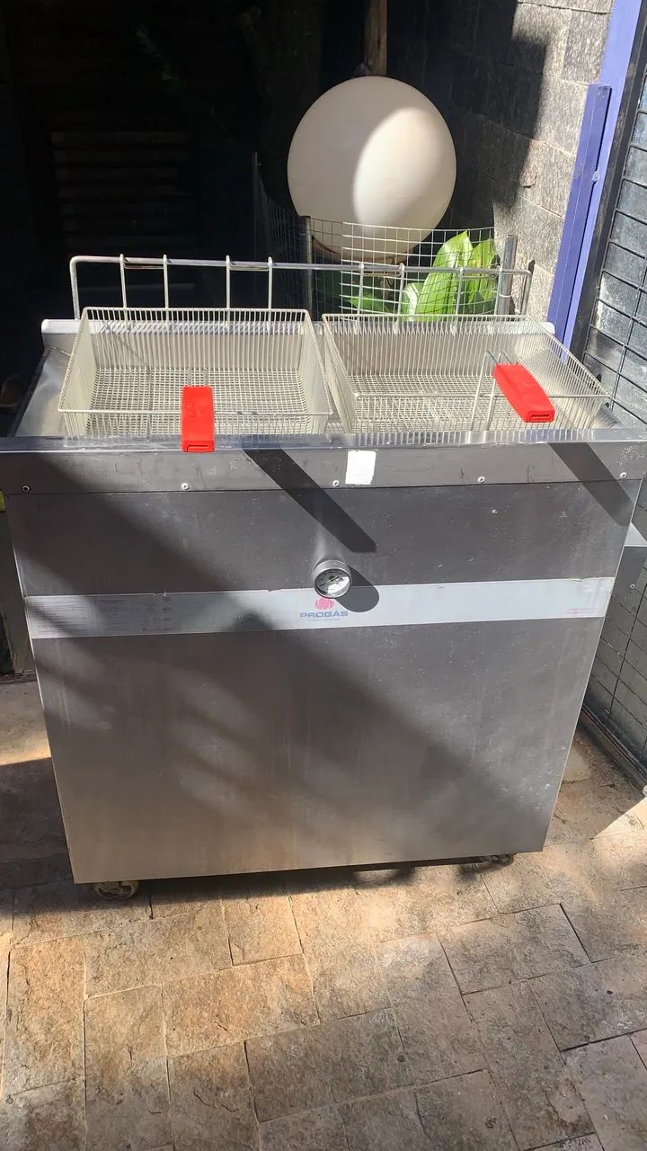Fritadeira água e óleo 36 litros a gás 