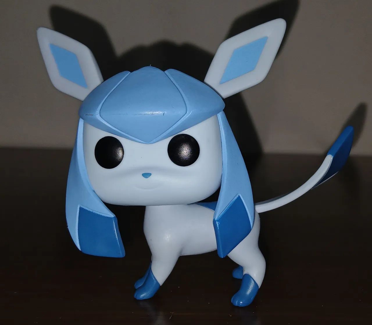 Glaceon Pokémon - Boneco Colecionável original