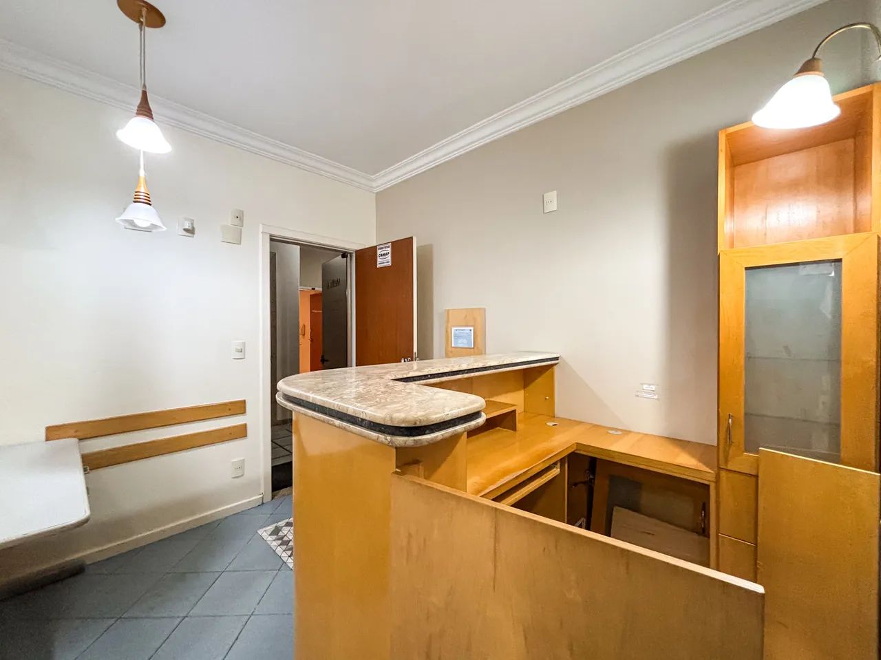 Sala comercial com planejados no Centro para venda - Foto 3