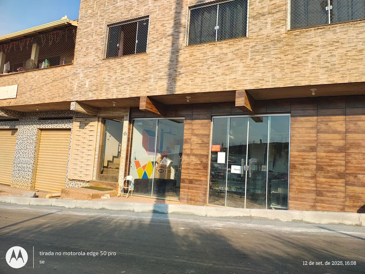 Vendo uma casa e duas lojas - Foto 3