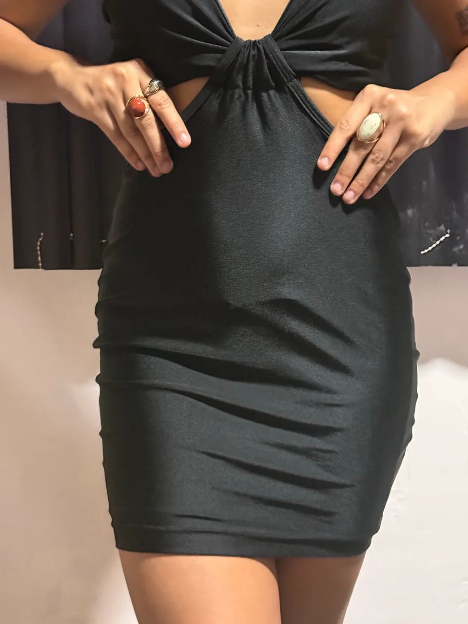 Vestido preto vers átil  - Foto 2
