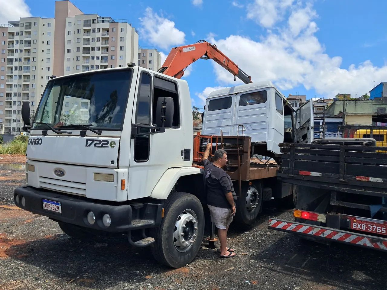 Vende troca caminhao munck plataforma - Foto 4