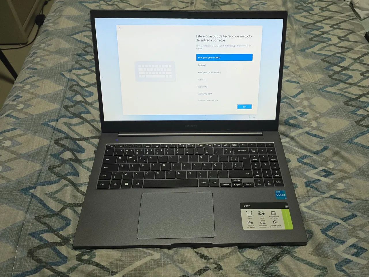 Samsung Book I3 - 20GB RAM - 256GB SSD + 500GB HD - Notebooks