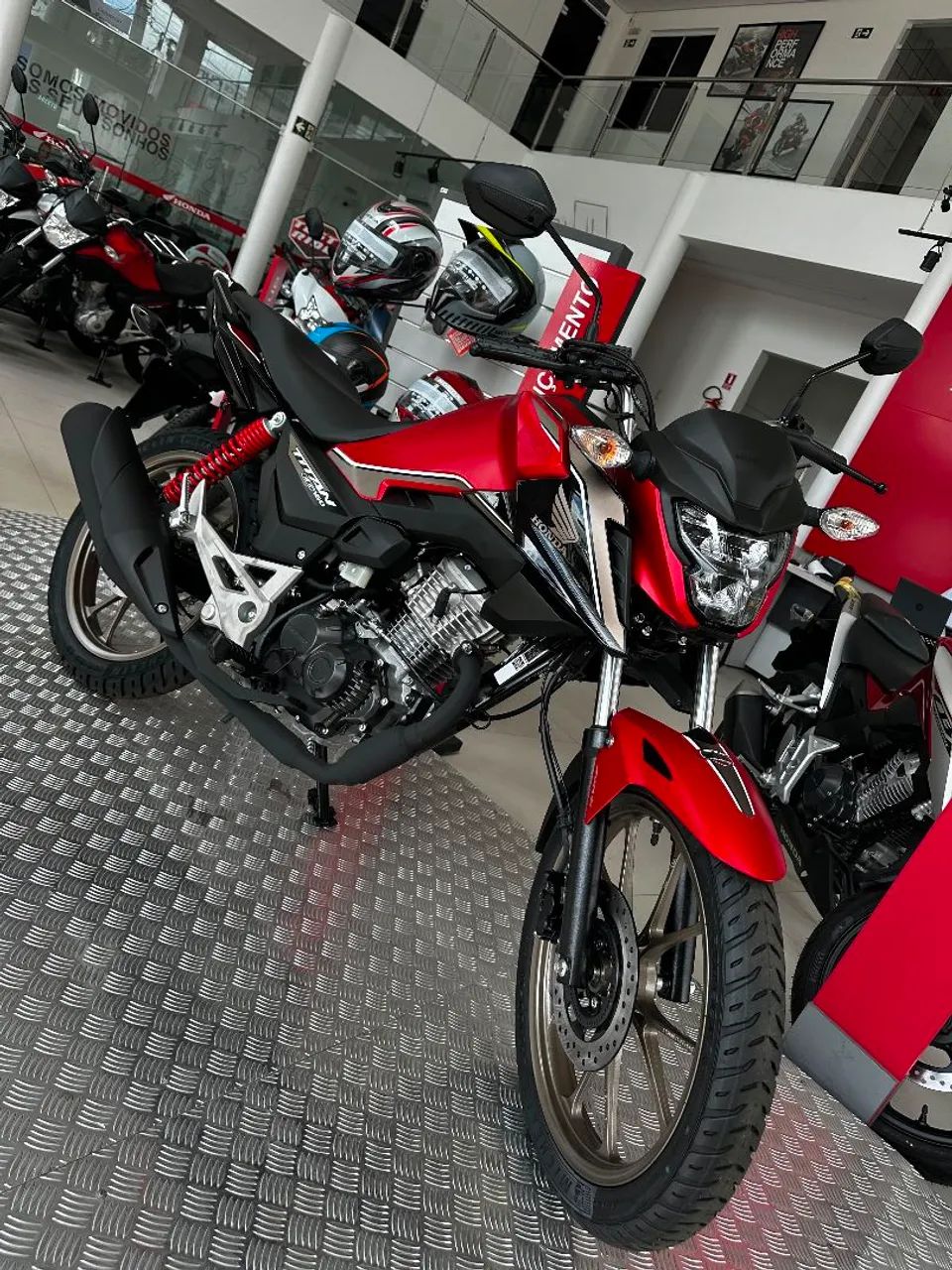 TITAN 50A 