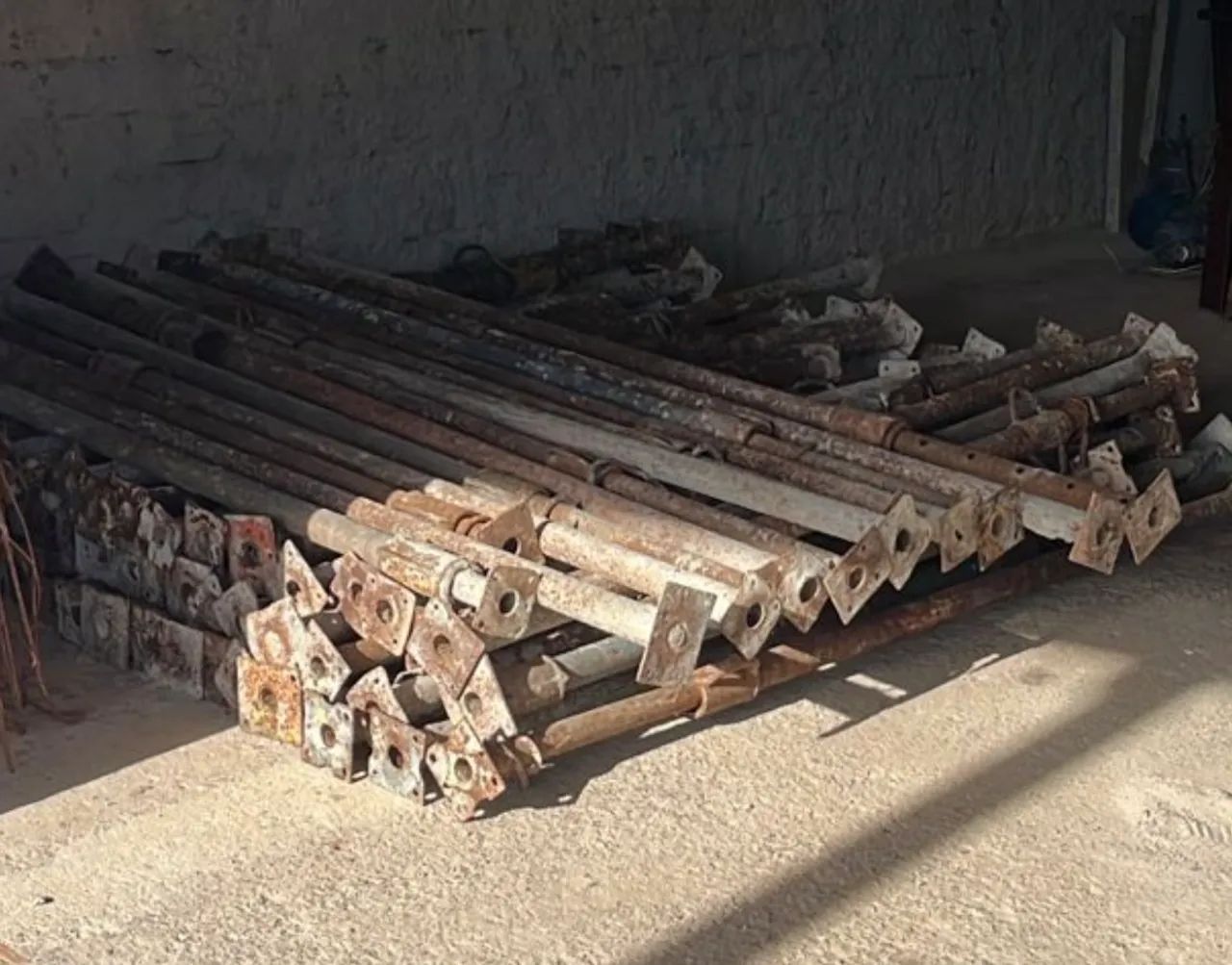 Escoras Metálicas de obra65193315894403120