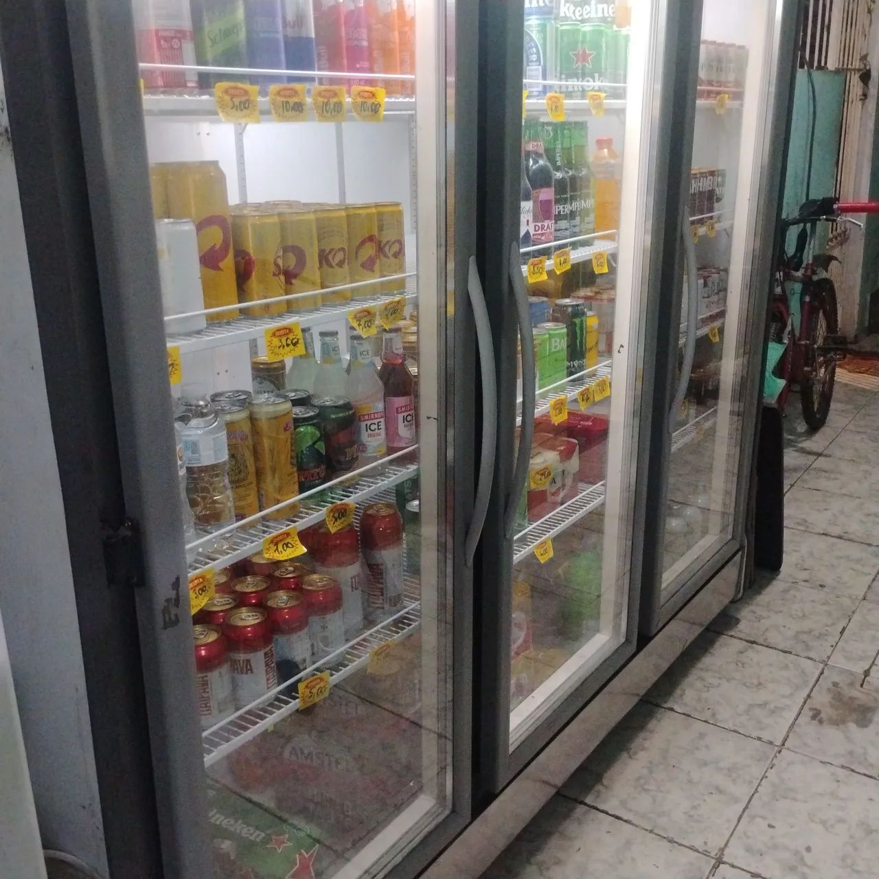 GELADEIRA EXPOSITORA