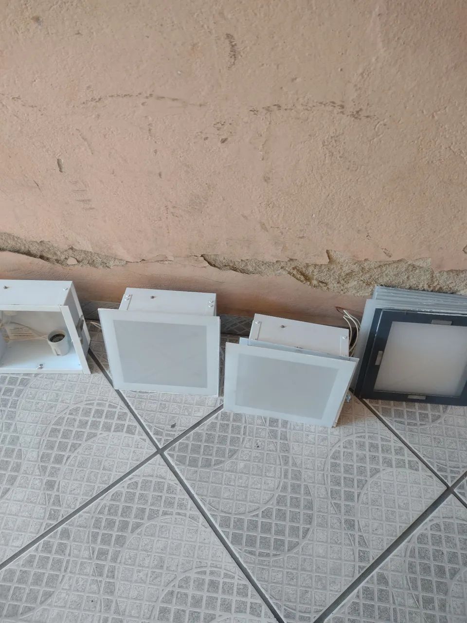 11 plafon's de embutir 22x22 cm top demais 