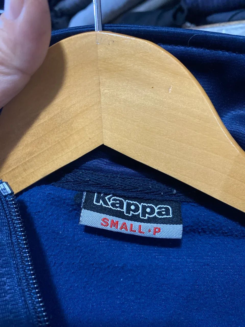 Blusa de agasalho da marca kappa  - Foto 5