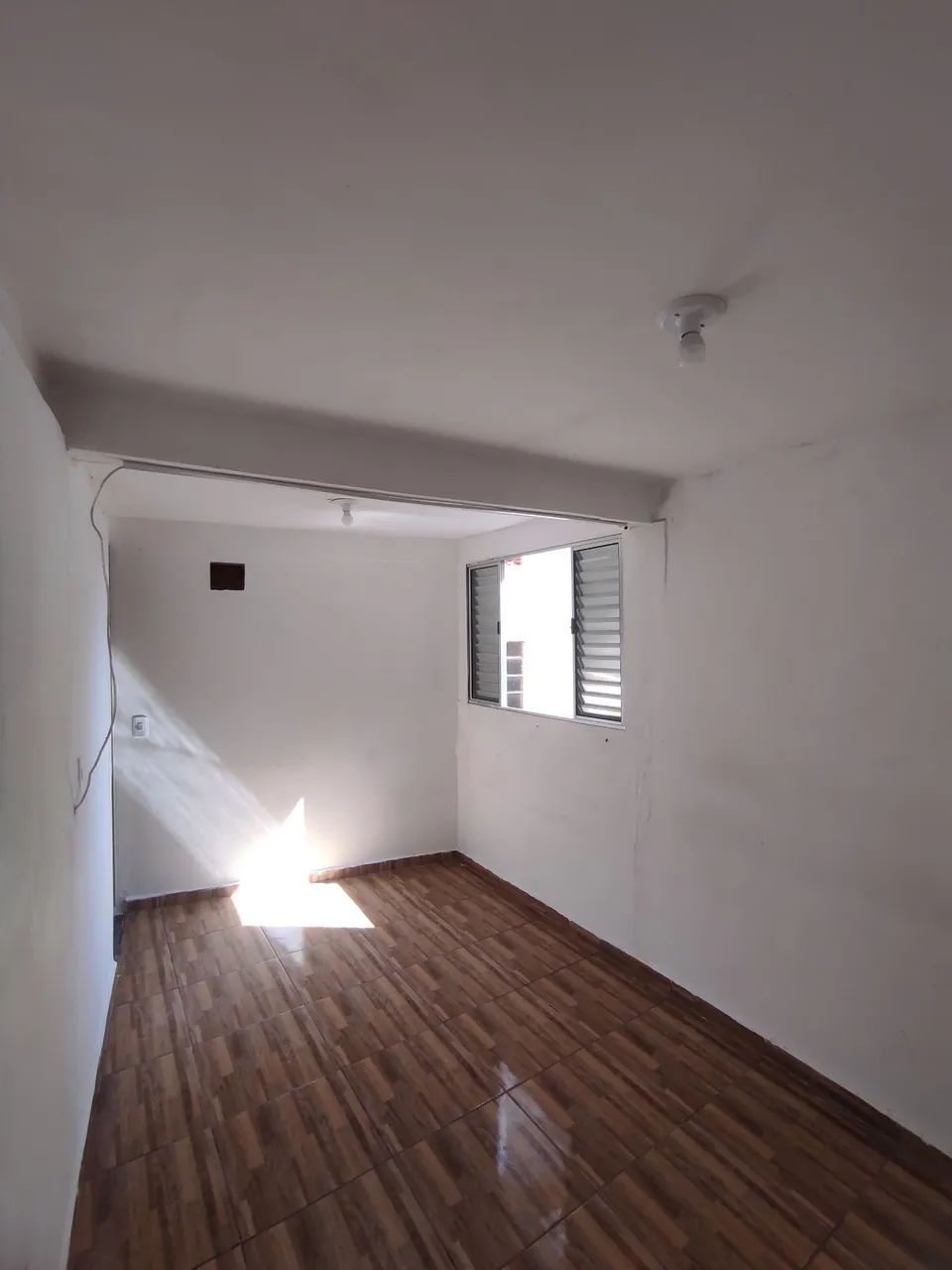 Casa três cômodos  - Foto 2