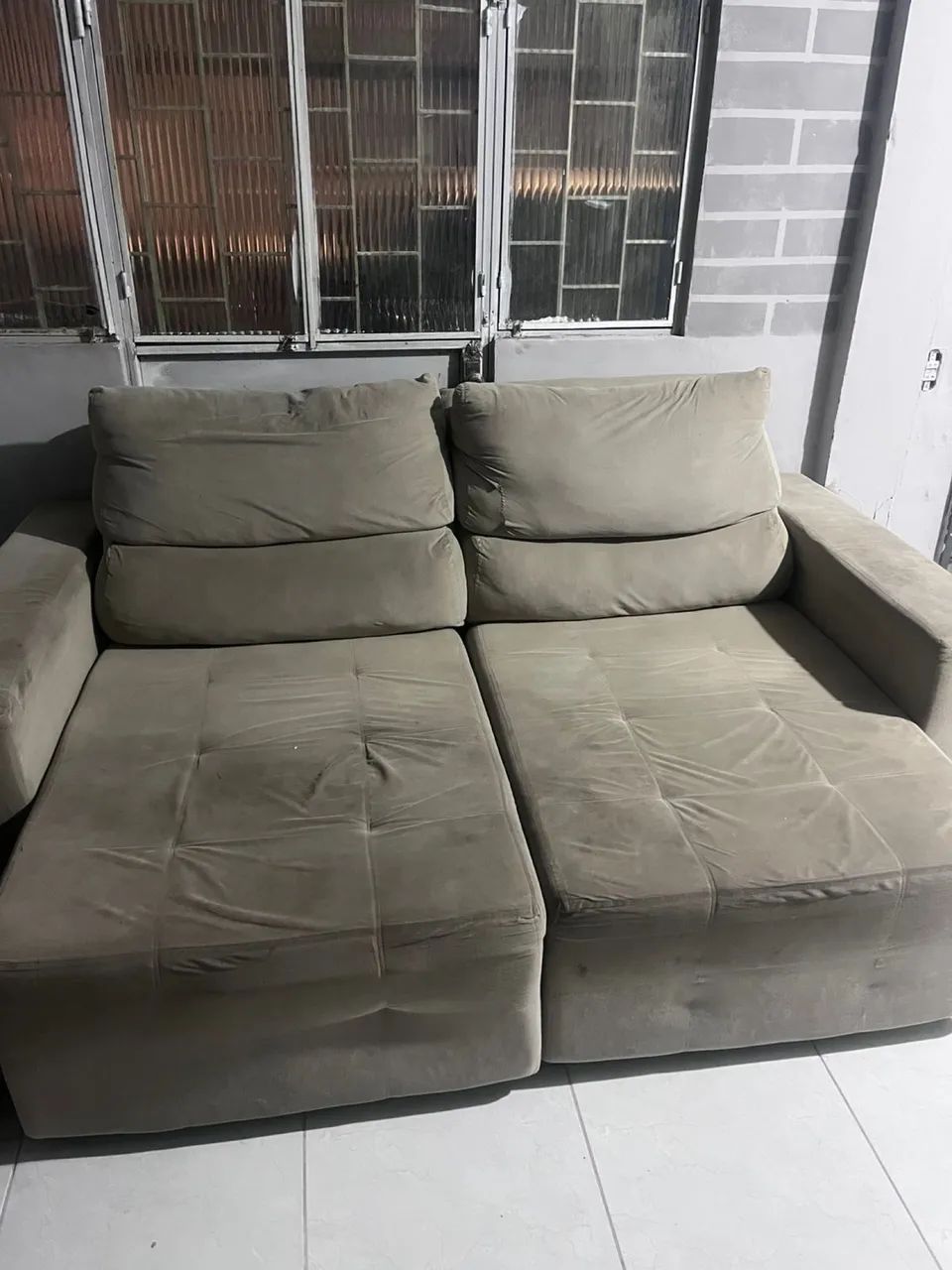 Vendo sofá retrátil reclinável  - Foto 2
