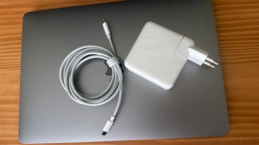 MacBook Air M1 - 8Gb - 256ssd - Space Grey - 13 polegadas - Foto 2