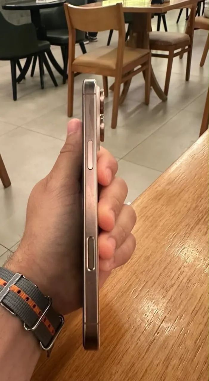 2 iPhone é um iPad  - Foto 2