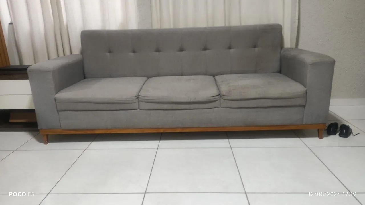 Sofá 3 lugares 