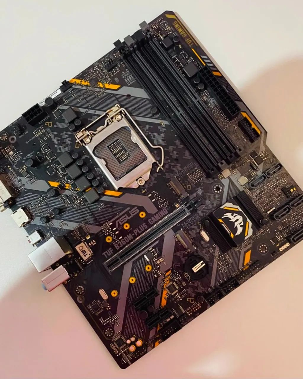  placa-mãe ASUS TUF B360M-PLUS GAMING