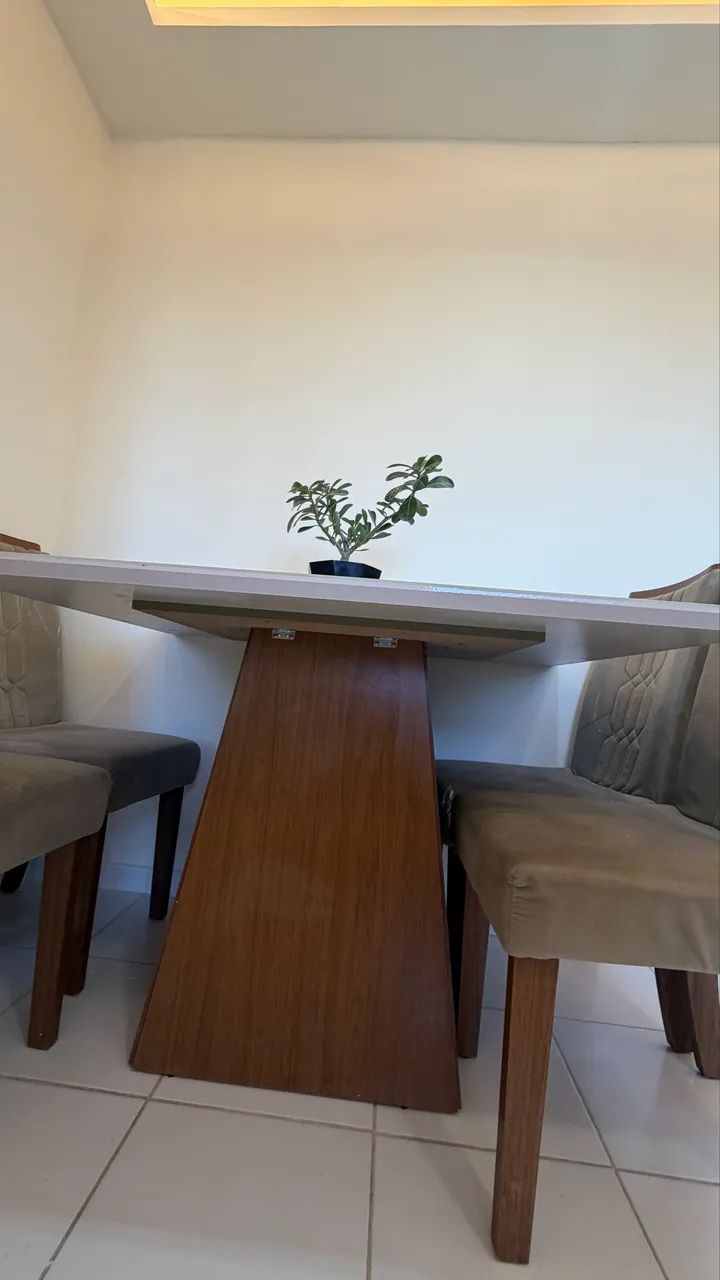 Mesa de Jantar 4 Lugares com 4 Cadeiras - Foto 4