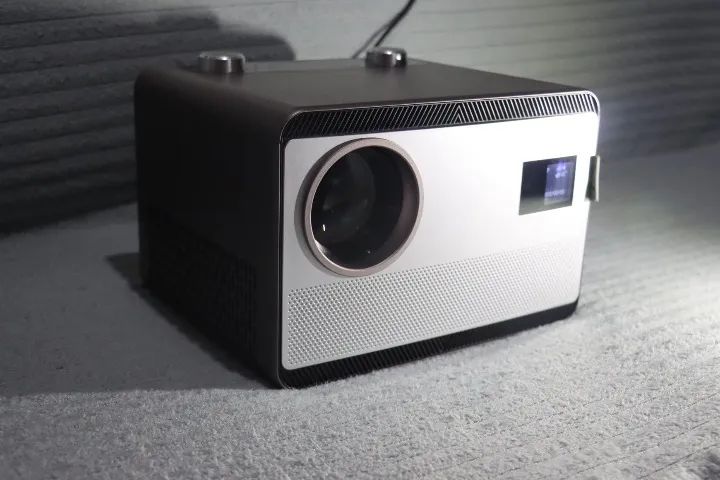 Projetor BlitzWolf ® BW-V7 4K Projetor 850 ANSI Lumens Foco e Keystone Automático - Foto 2