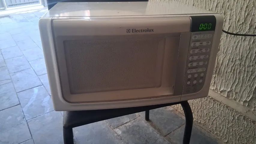Microondas Eletrolux Impecável de uso Próprio   - Foto 2