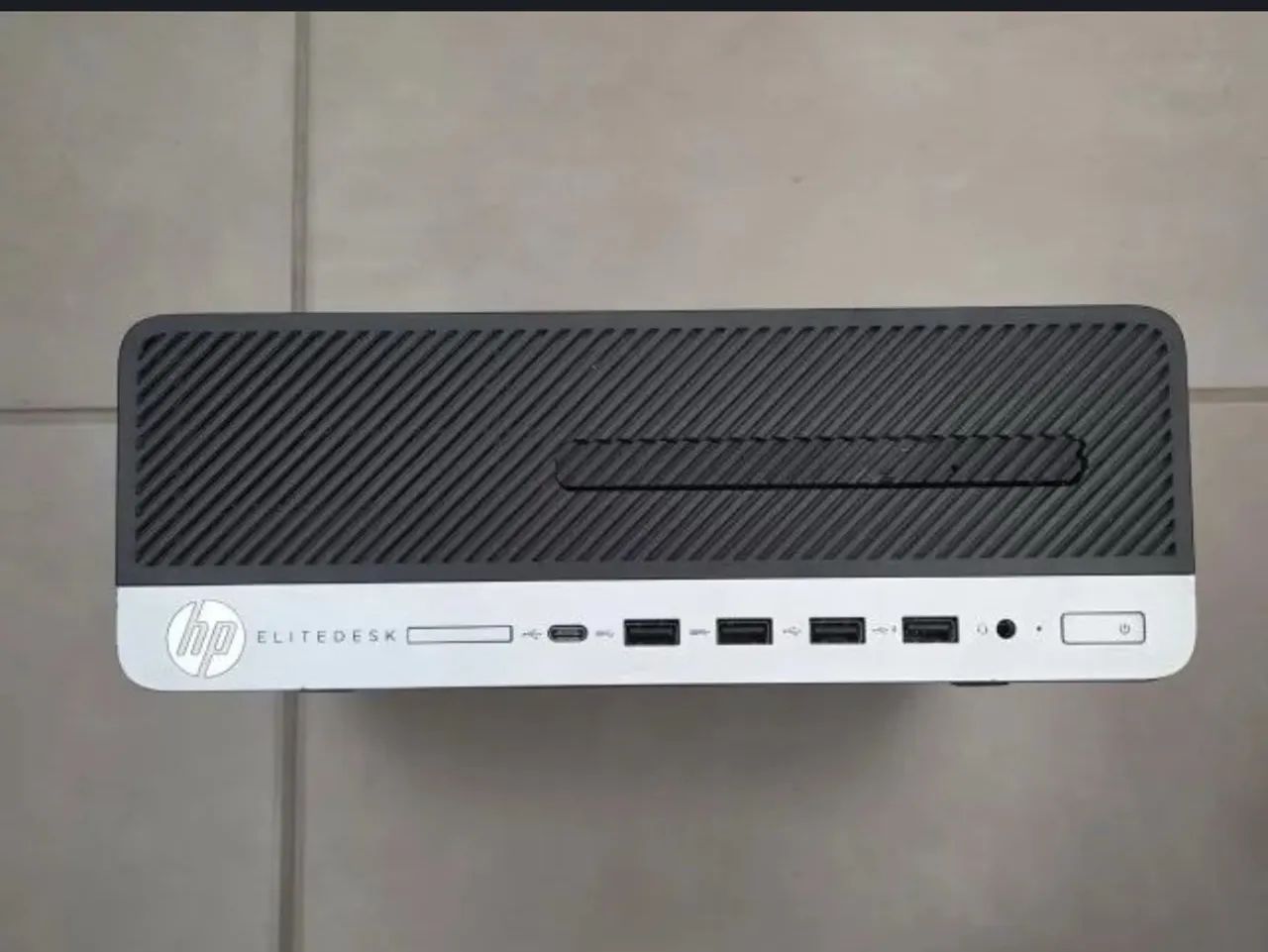 Computador desktop de mesa