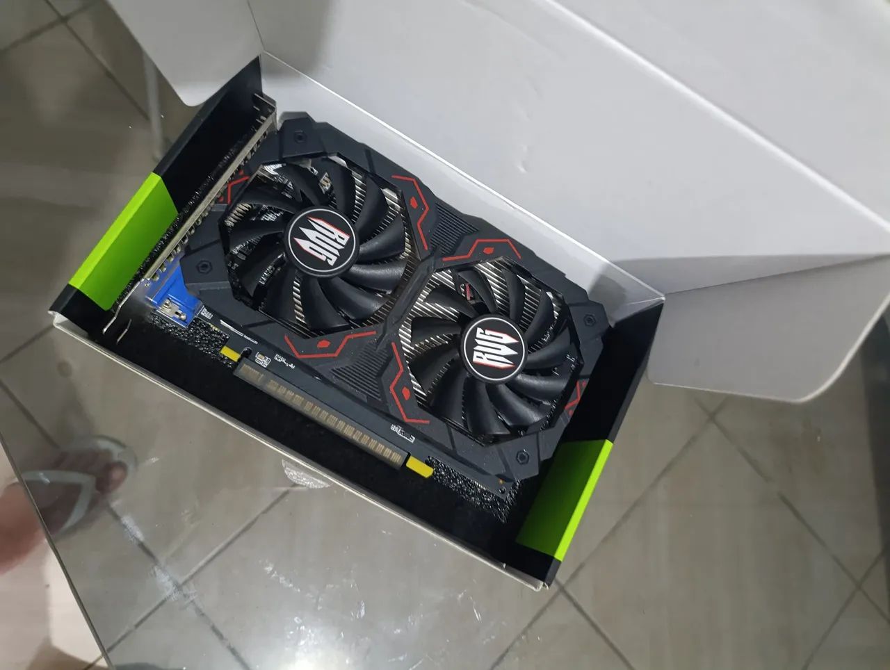 Placa de vídeo GT 740 - Foto 3