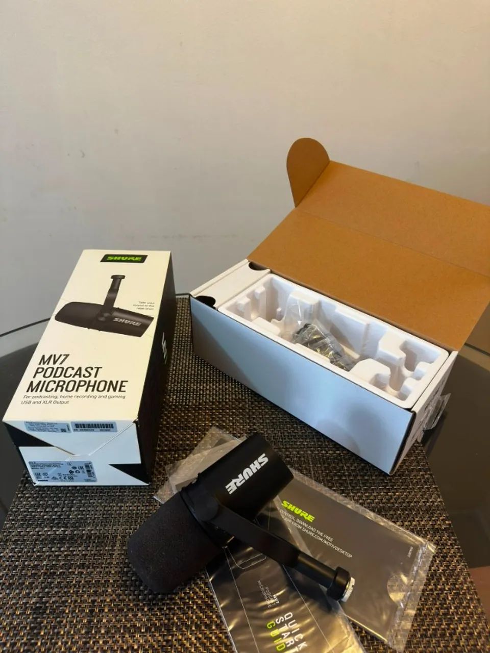 Microfone Shure MV7 USB / XLR Podcast e Streaming Profissional Impecável - Foto 5