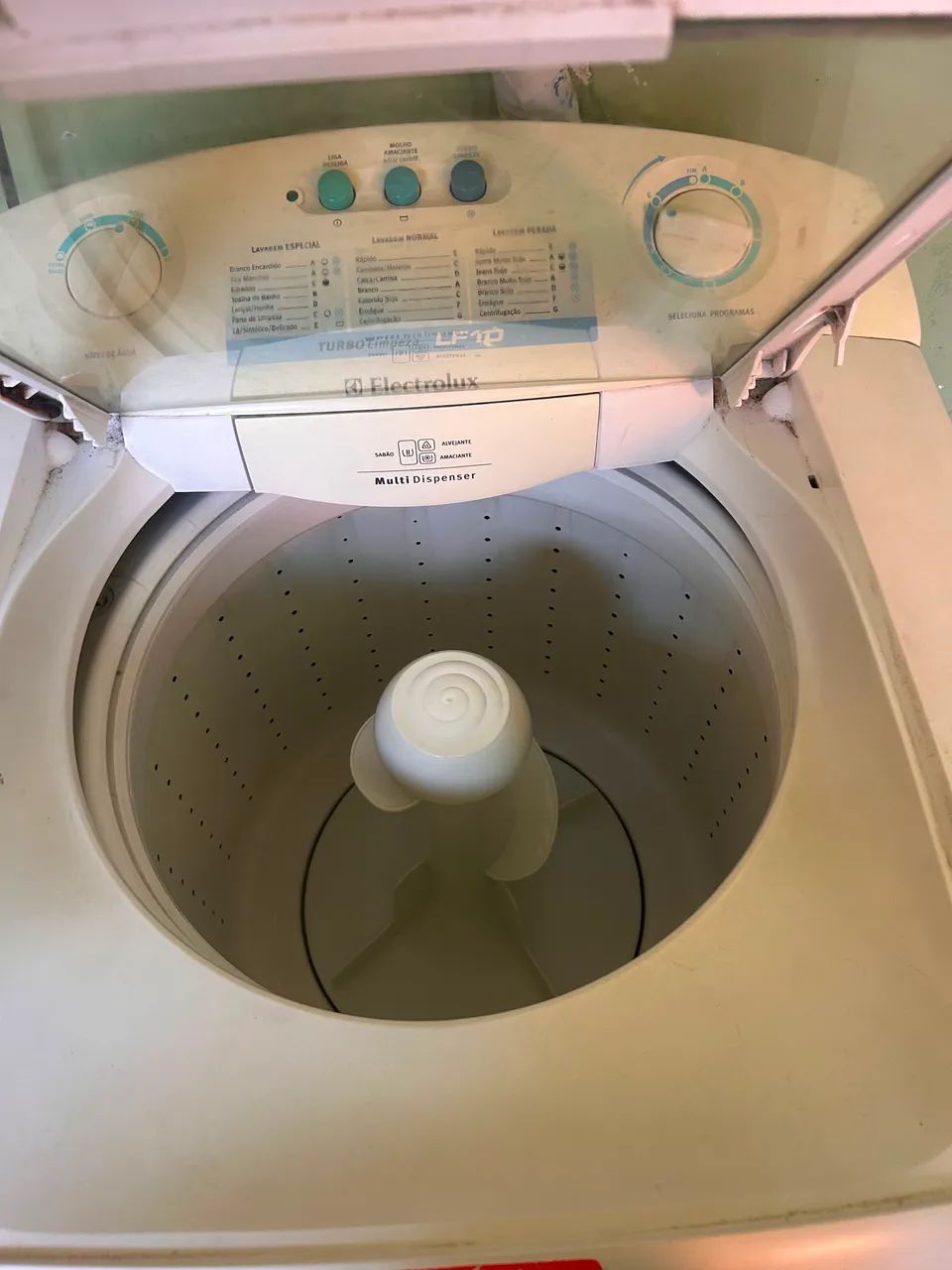Máquina de lavar 10k eletrolux com defeito  - Foto 2