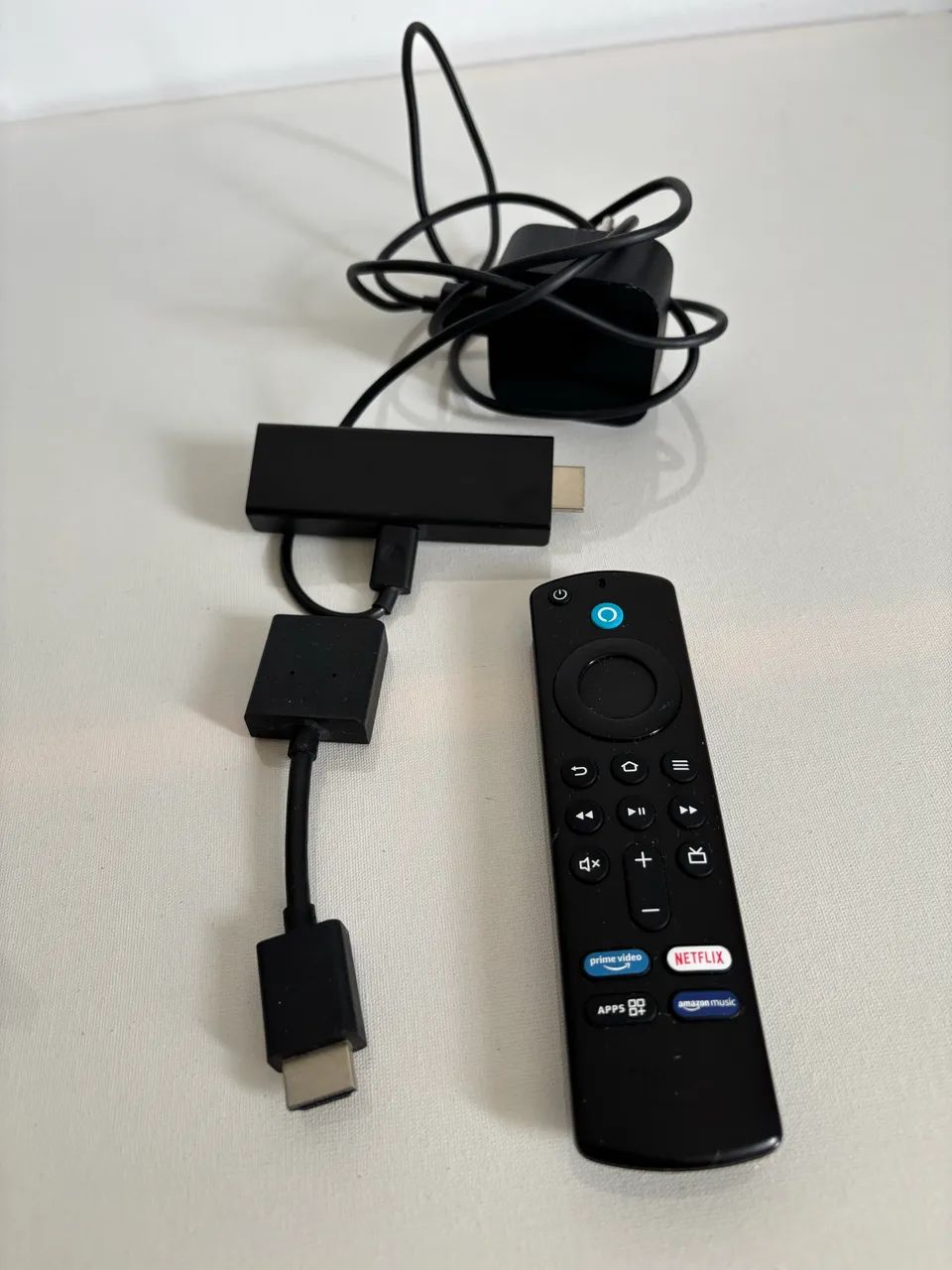 Fire TV Stick HD Com controle remoto por voz com Alexa - Foto 2