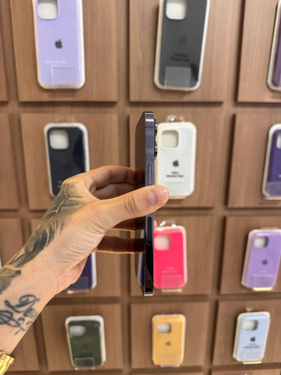 IPhone 14 Pro 128GB 100% Original - Foto 2