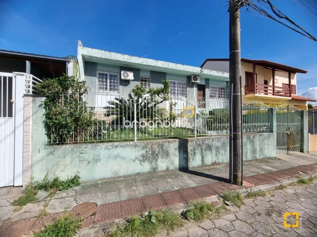 Casa 03 quartos com edícula em Coqueiros. - Foto 5