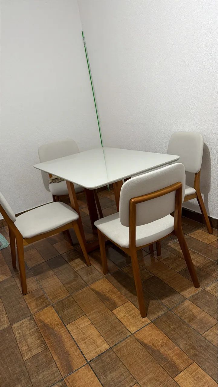 Mesa madeira maciça