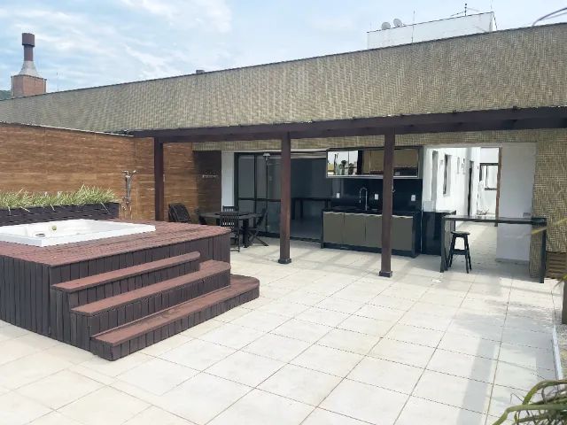 Novo Campeche | Excelente Cobertura com Jacuzzi , duas suítes, 500m da praia, alto padrão - Foto 3